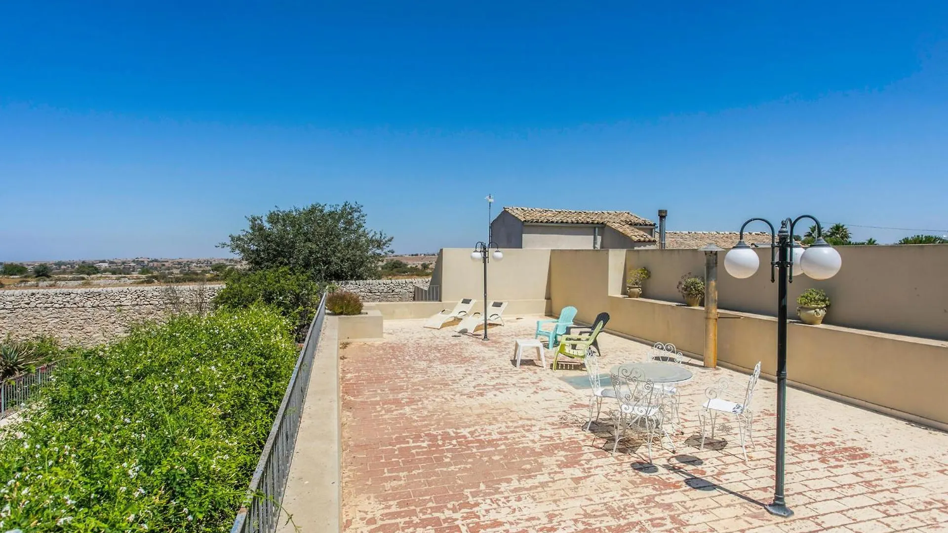 Stunning Home In Ragusa With Kitchen